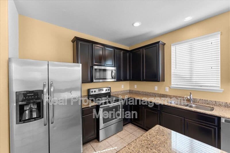 Fort Worth House: 2412 Simmental Rd