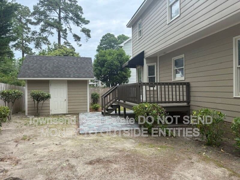 Fayetteville House: 2012 Fig Ct.