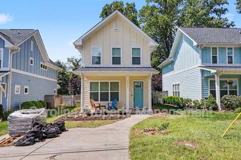 Charlotte House: 1521 Walton Rd