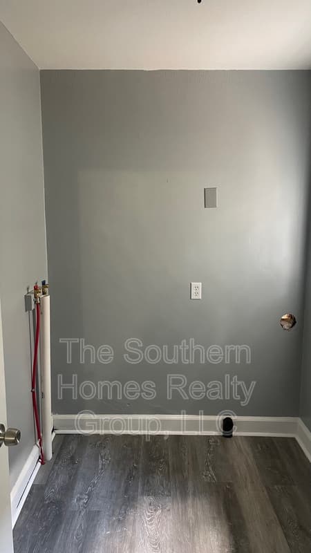 Sweetwater Condo: 303 South Oak Street - 2