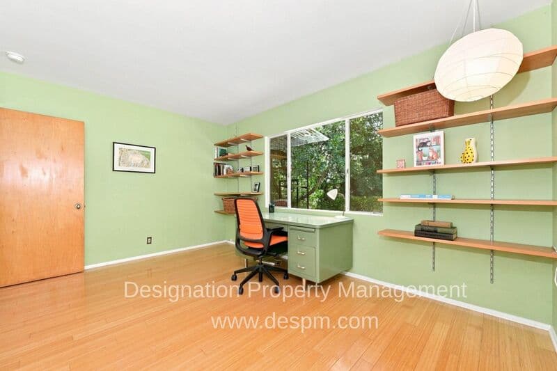 Altadena House: 4395 El Prieto