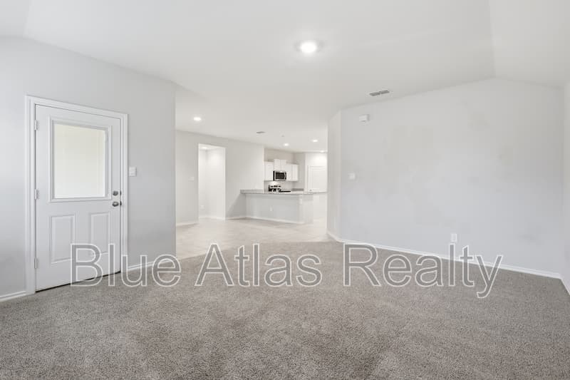 Fort Worth House: 401 Bent Oak Drive