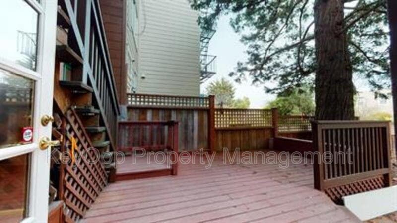 San Francisco House: 450 28th Avenue