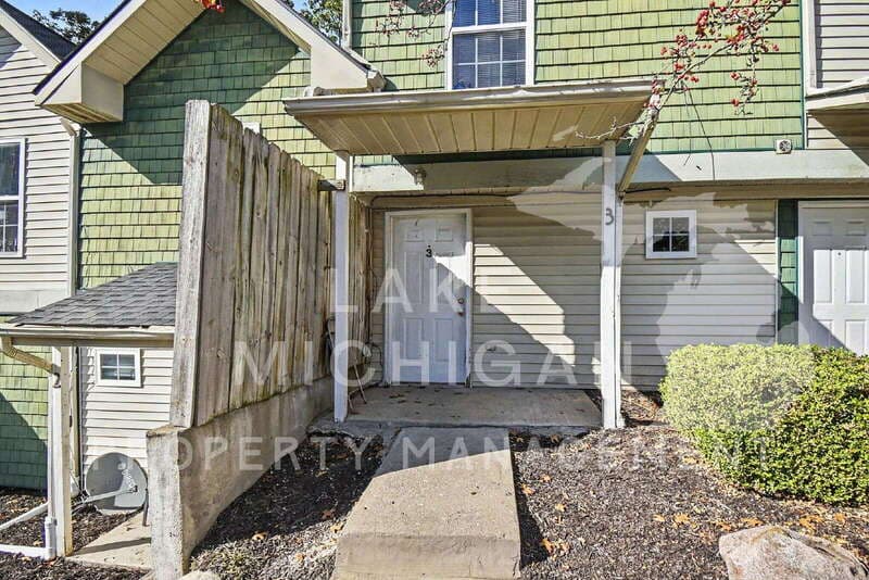 Grand Rapids Condo: 2951 Vineland Ave SE