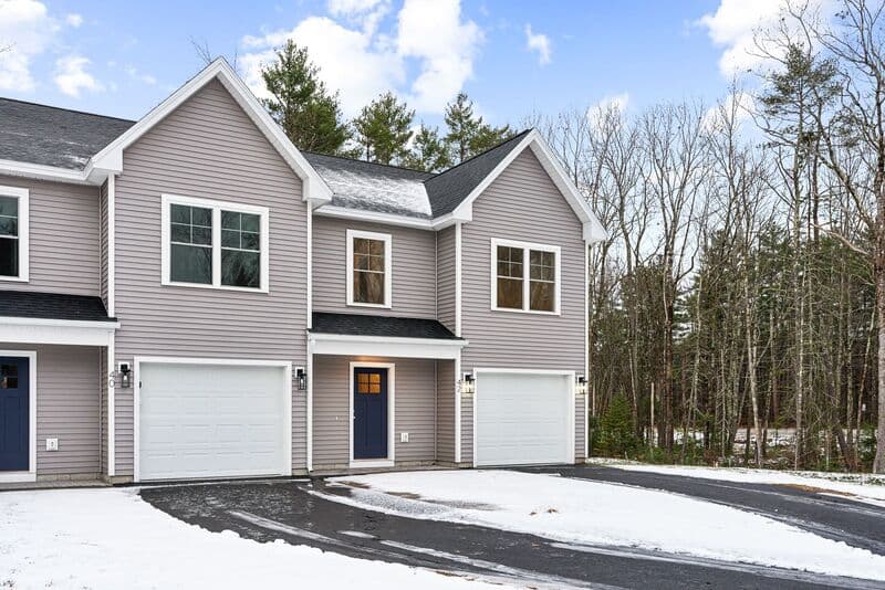 Wells Townhome: 42 Foliage Way