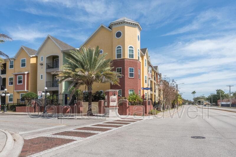 Tampa Condo: 1910 E Palm Ave #11107
