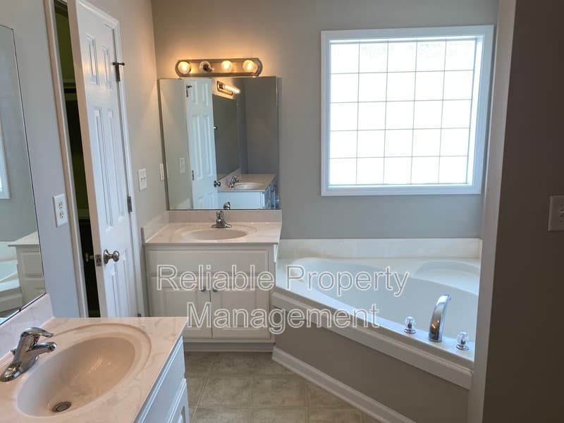 Willow Spring House: 31 Barley Ct
