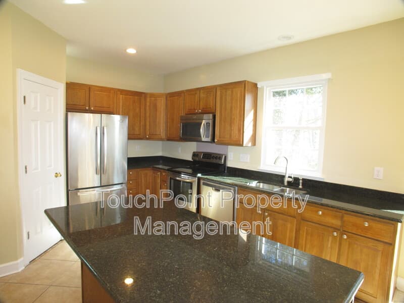 Charlotte House: 6532 Outerbridge Lane