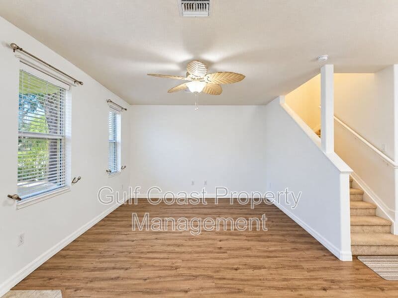 Sarasota House: 3880 82nd Ave Cir East