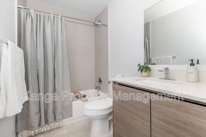 Miami Condo: 39 NW 7th Ave
