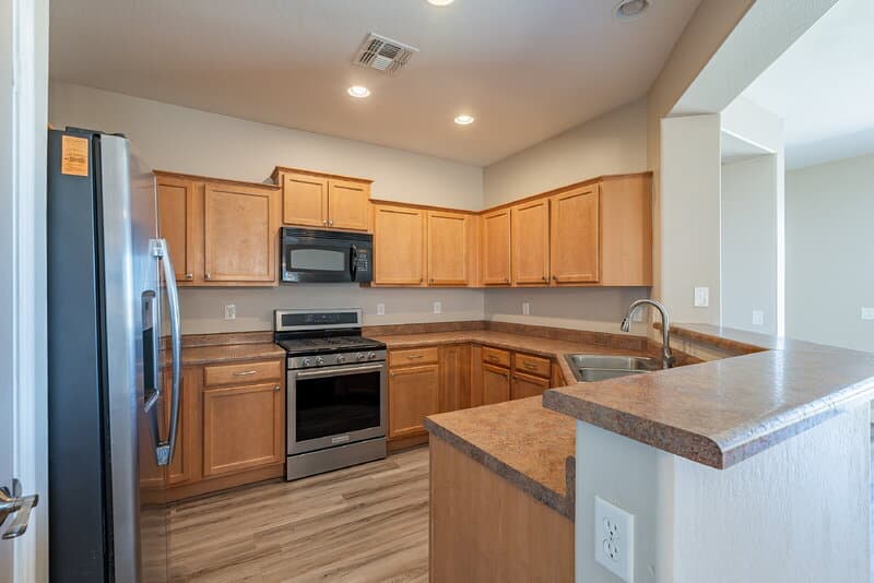 Florence House: 7599 West Springfield Way