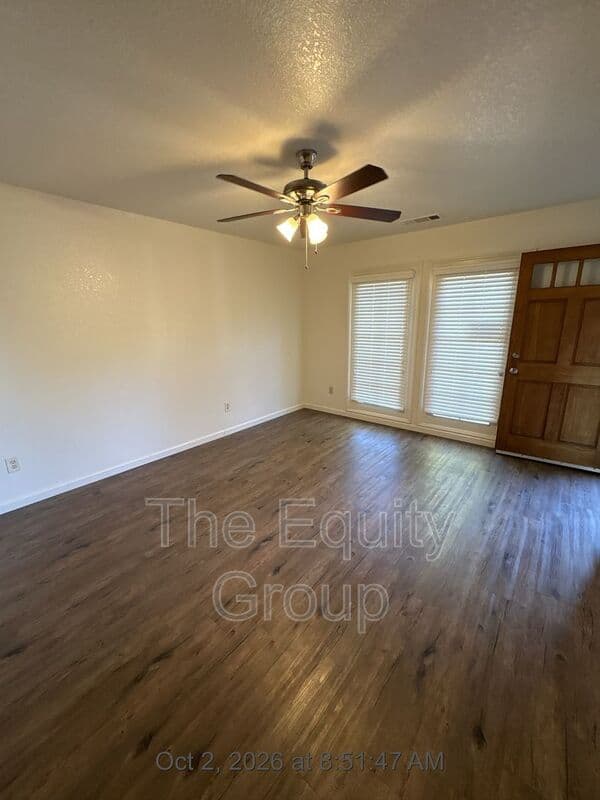 Visalia House: 1328 South Rossmoor