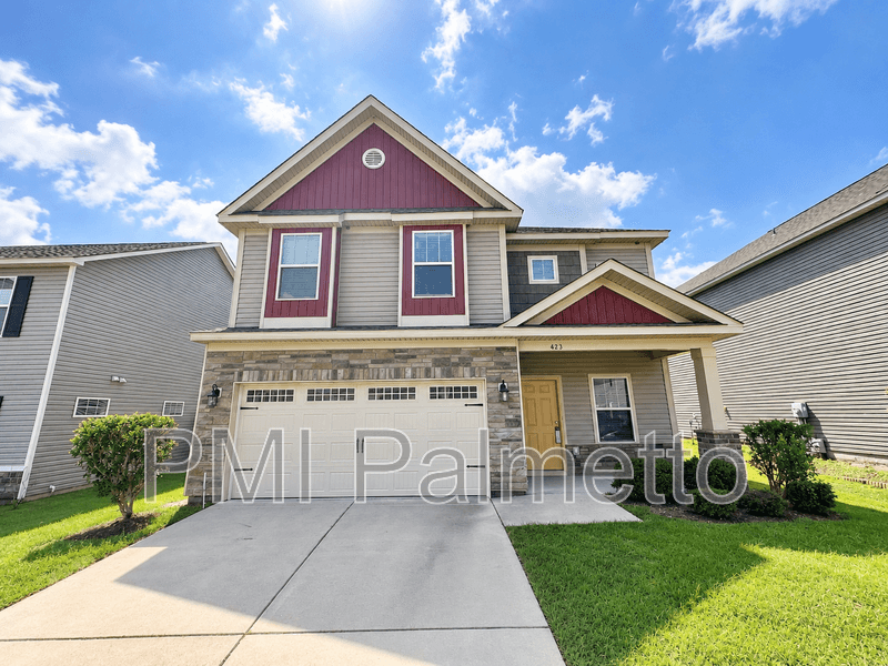 Elgin House: 423 Easy Goer Ct