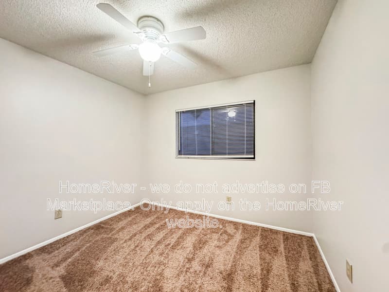 Riverview House: 13421 Laraway Dr