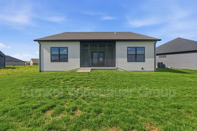 O'Fallon House: 829 Bushwood Way