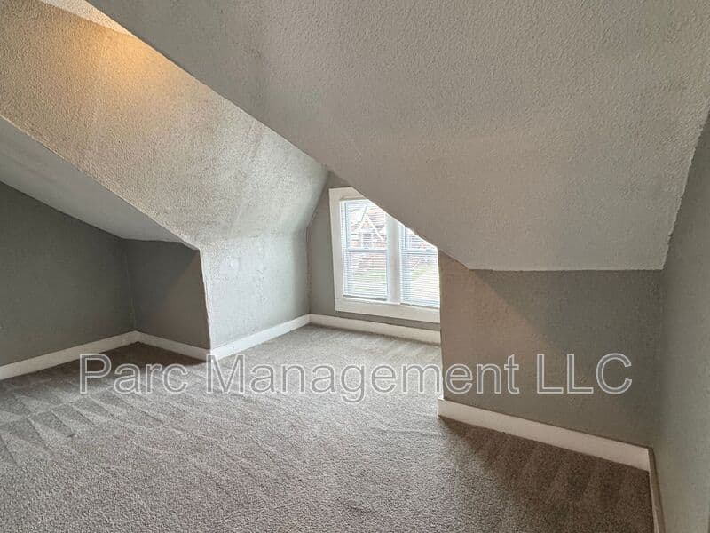 Detroit House: 15064 Tracey Street