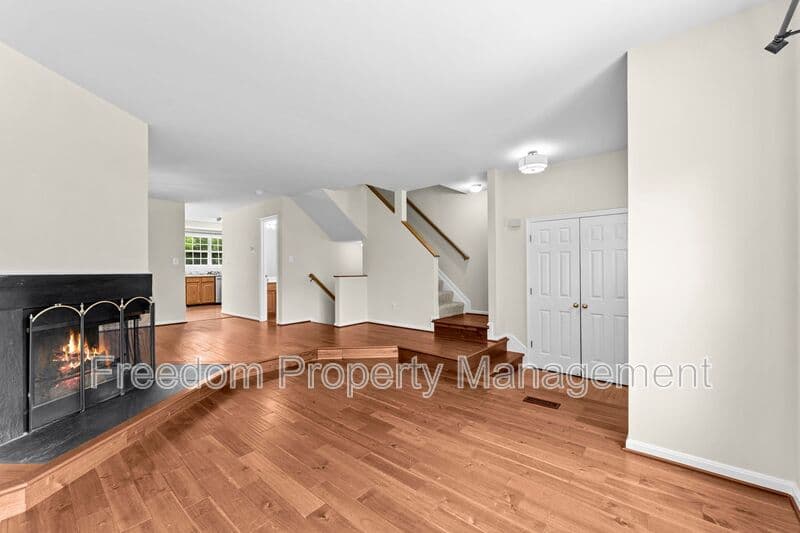 Manassas Townhome: 8644 Sanderling Dr