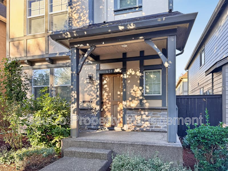 Beaverton House: 431 Southwest 204th Ter