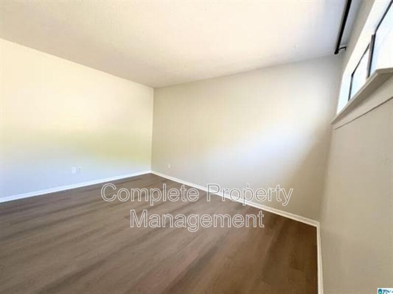 Birmingham Condo: 3350 Altamont Road - C