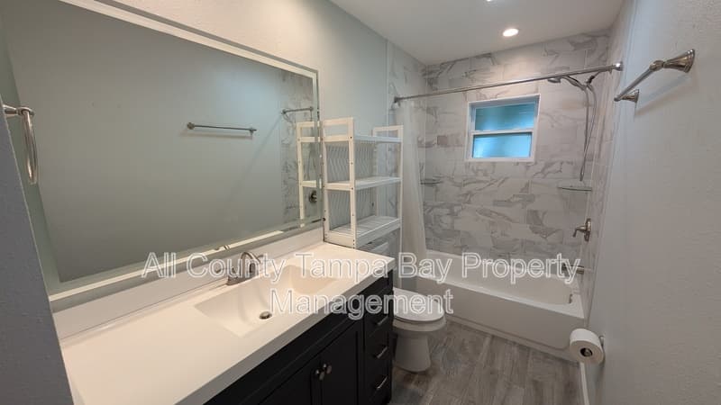 Clearwater House: 1731 Union St