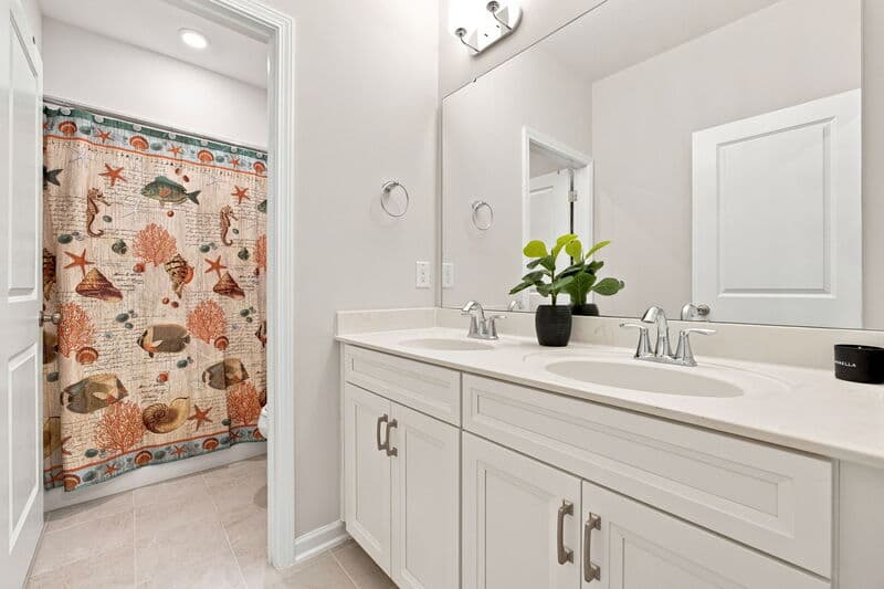 Raleigh House: 7701 Litcham Drive