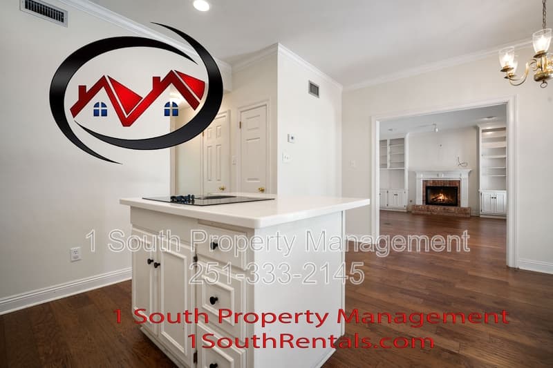 Mobile House: 4272 Bit and Spur Road #16