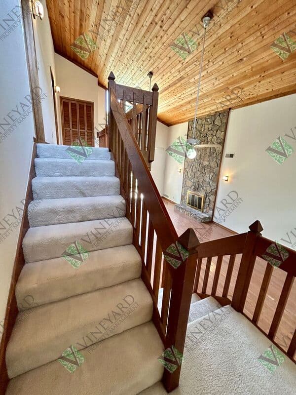 Sandy Springs House: 115 Nesbit Ferry Place
