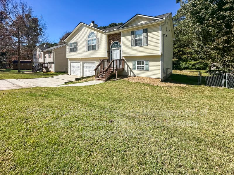 Temple House: 121 Maplewood Dr