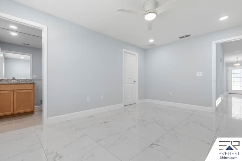 Palm Coast House: 10 Llovera Pl