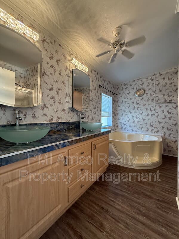 Valrico House: 3515 Zephyr Ln
