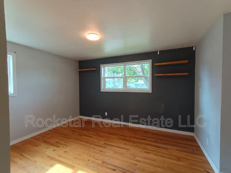 Spokane House: 6128 North Oak Street