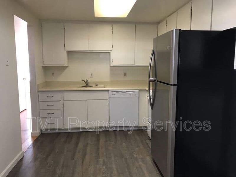 Citrus Heights House: 6503 Donegal Dr