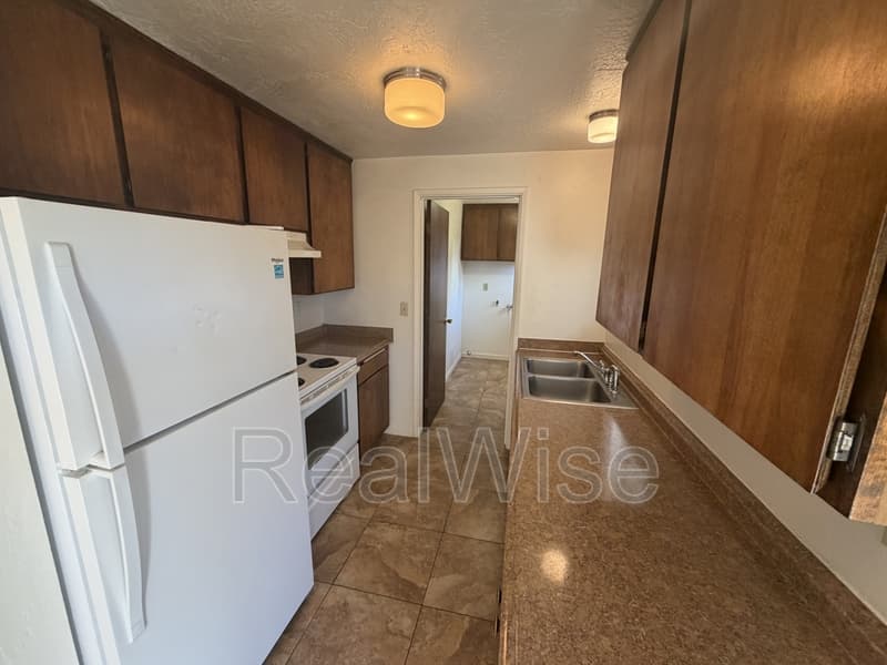 Grants Pass House: 1125 SW Bridge St