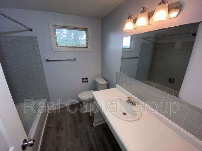 Cheektowaga Condo: 5 Hillwood Dr