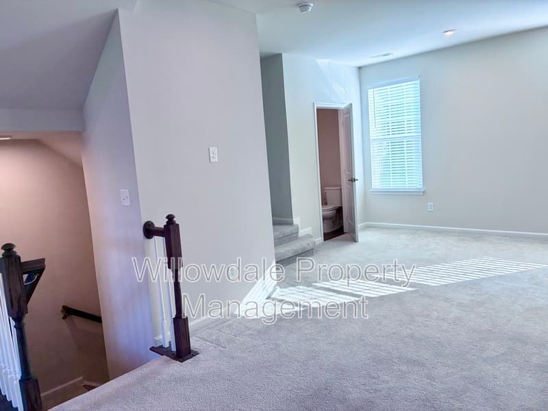 Durham Townhome: 818 Romeria Dr