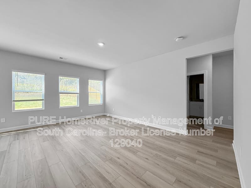 Moore House: 1529 Switchback Cir