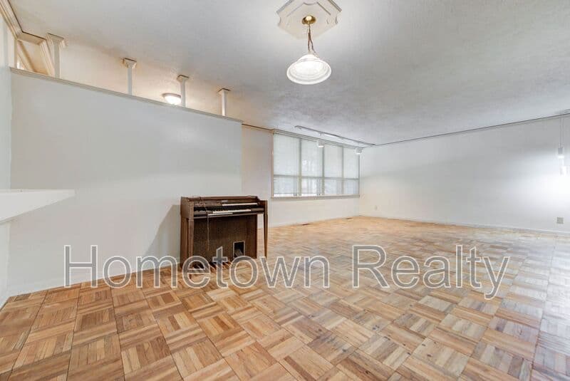 Oklahoma City Condo: 2004 NW 28th Street