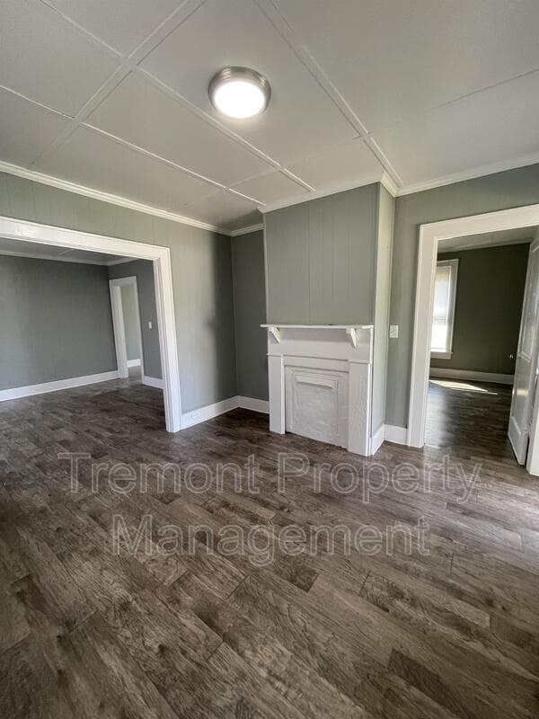 Rossville House: 714 Henderson Avenue