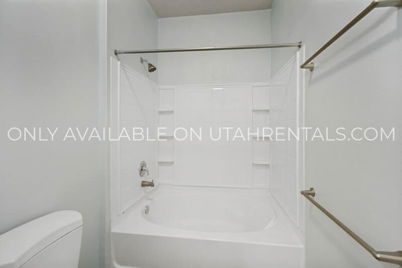 Provo Condo: 1043 Canyon Meadow Dr