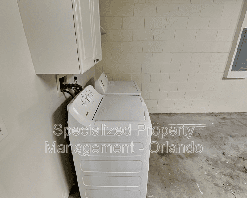 Orlando House: 3512 Stonefield Dr