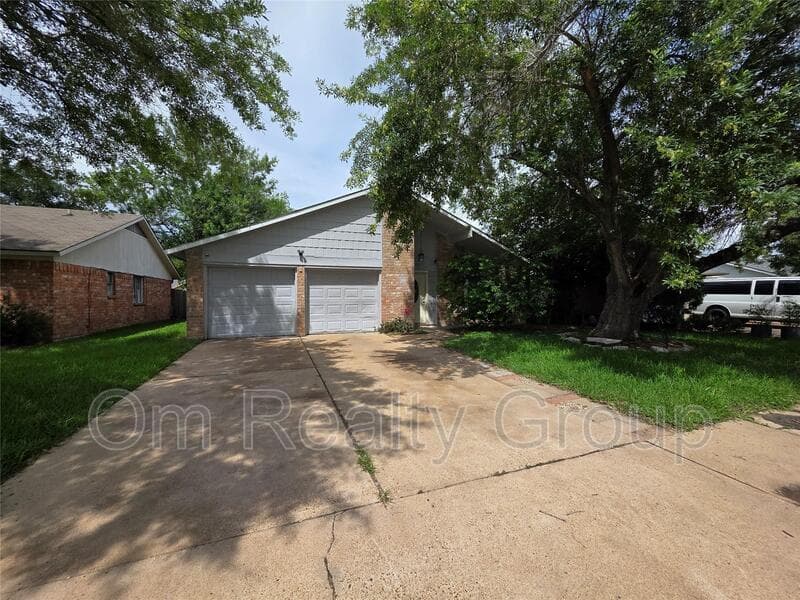 Katy House: 1115 Rock Canyon Drive