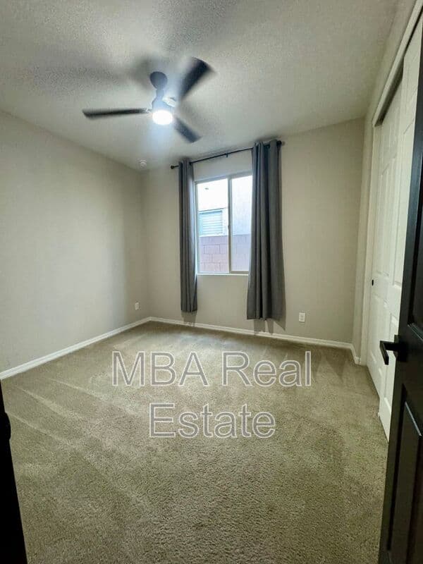 Laveen House: 6803 W Winston Dr