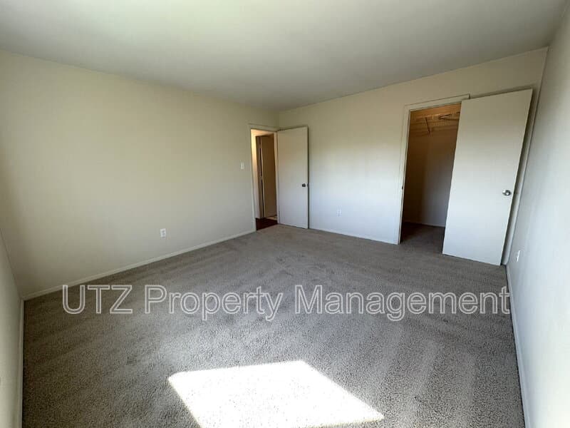 Hampstead Condo: 1001 Scarlet Oak Court