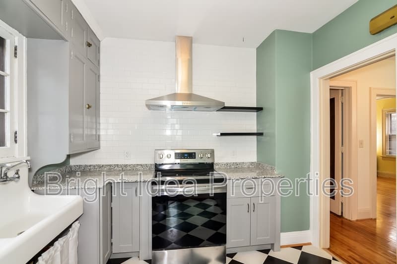 Saint Paul Condo: 969 Saint Clair Avenue - 1