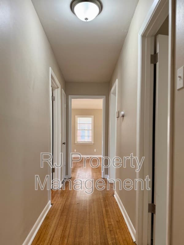 Memphis House: 3307 Frayser View Dr