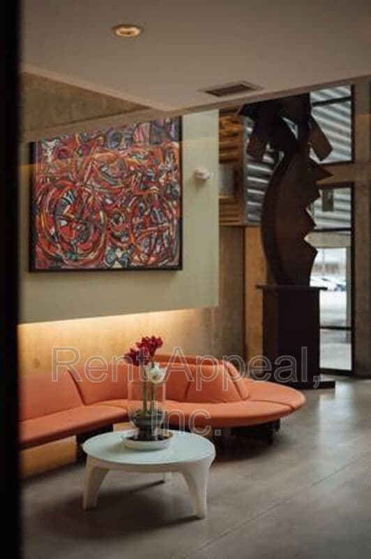 Atlanta House: 480 John Wesley Dobbs AVE NE