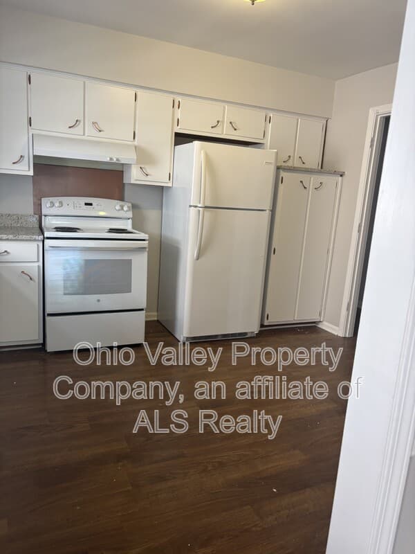 Louisville Condo: 2551 Glenmary Avenue - 3