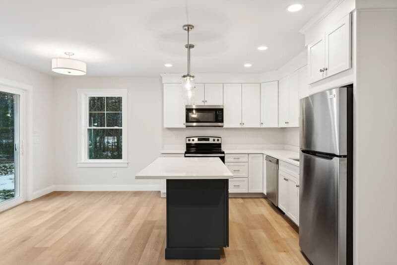 Wells Townhome: 42 Foliage Way