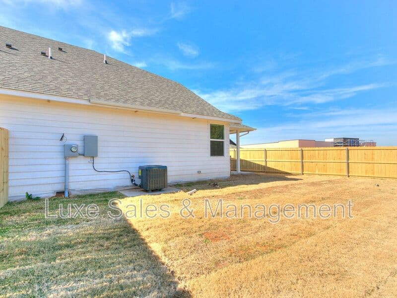 Oklahoma City House: 10532 Utica Drive