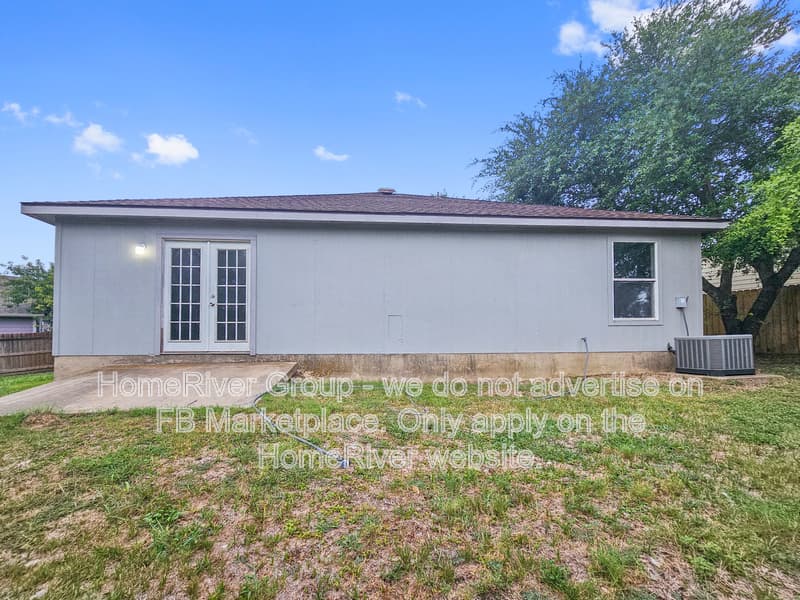 San Marcos House: 1269 Hilltop Dr
